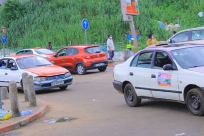 Taxis en mauvais état : entre survie économique et danger sur les routes