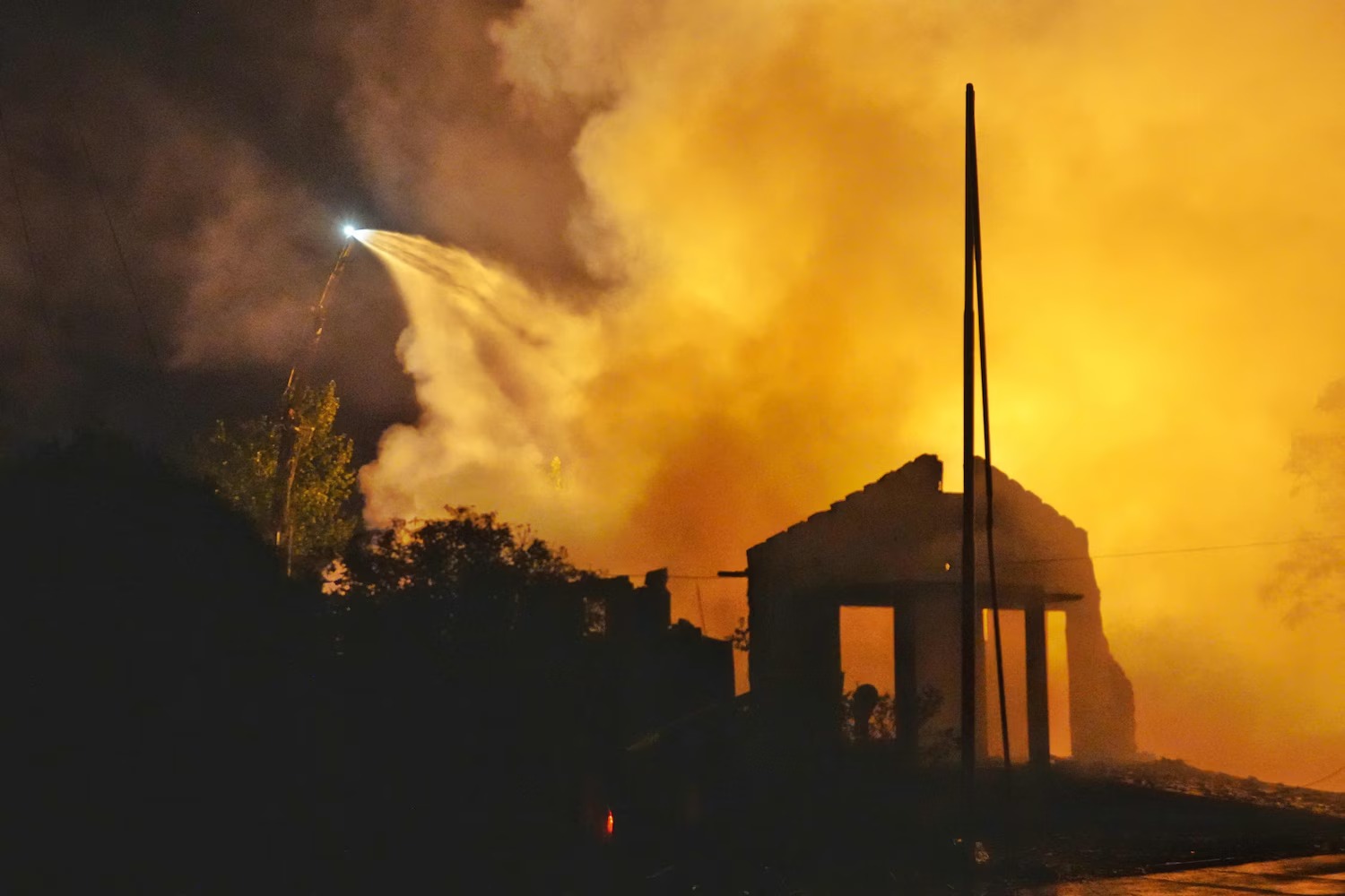 Vue aérienne de l’usine de feux d’artifice détruite après l’explosion à Liuyang en Chine